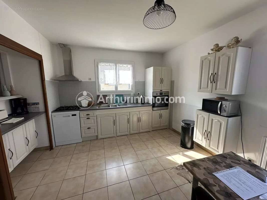 Maison à SAINT-ASTIER