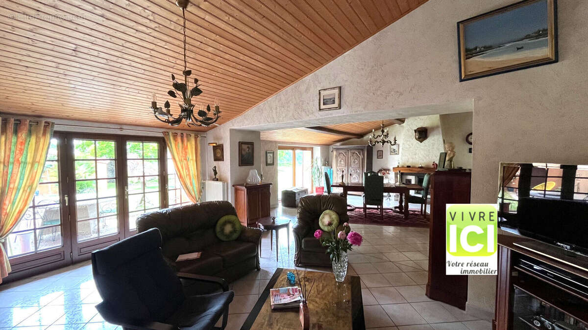 Maison à LA HAIE-FOUASSIERE