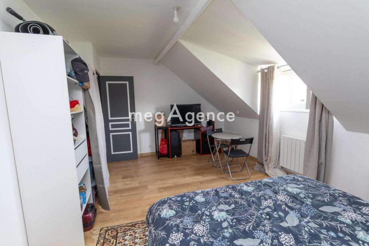 Maison à DEVILLE-LES-ROUEN