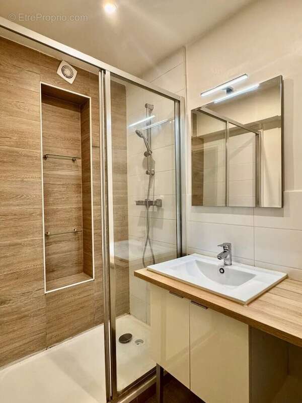 Appartement à BOIS-COLOMBES