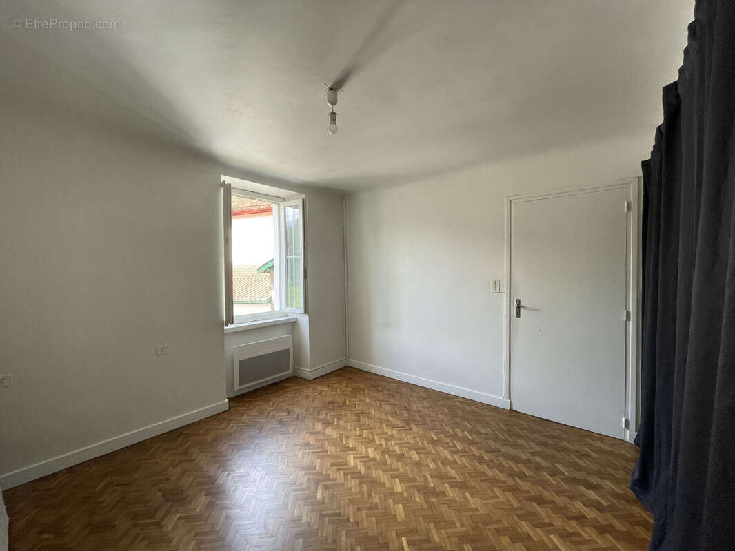 Photo 3 - Maison à UREPEL