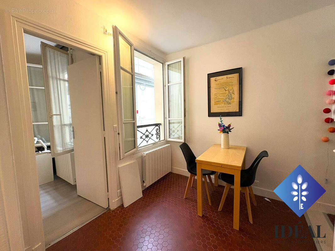 Appartement à PARIS-11E
