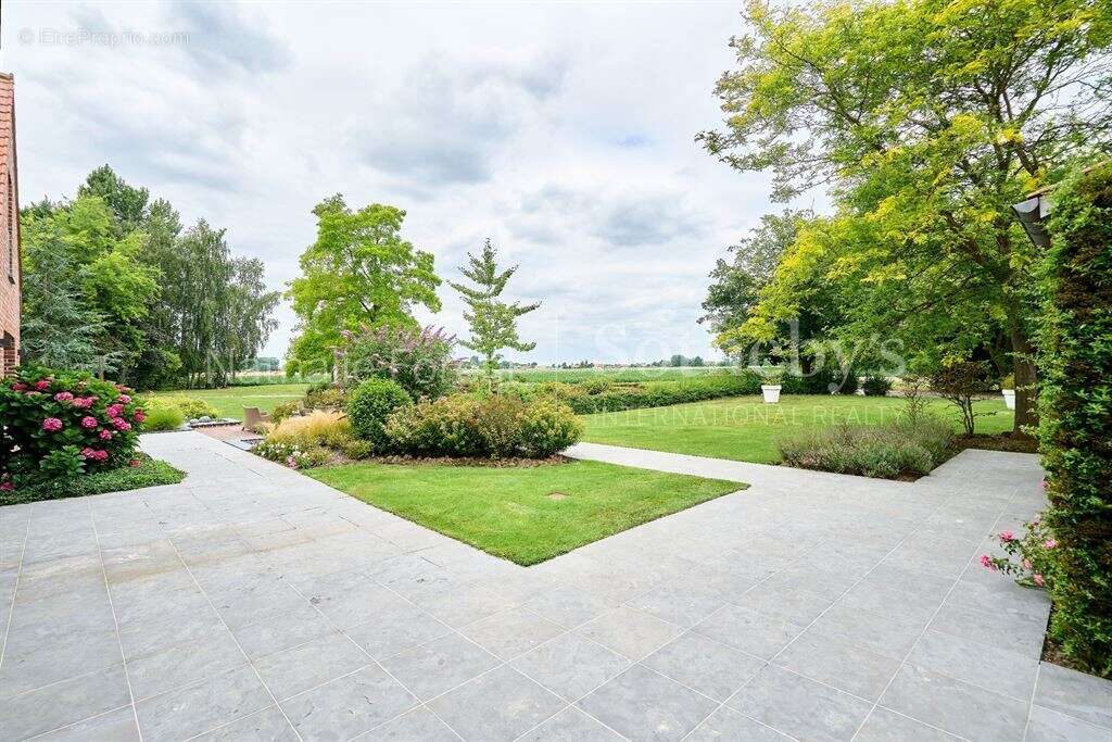 Maison à RADINGHEM-EN-WEPPES