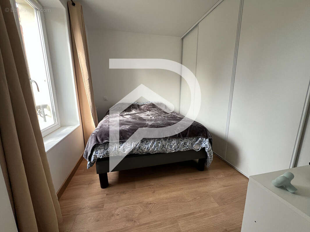 Appartement à LE PLESSIS-BELLEVILLE