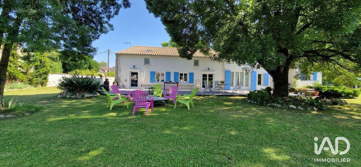 Photo 1 - Maison à VOUHE