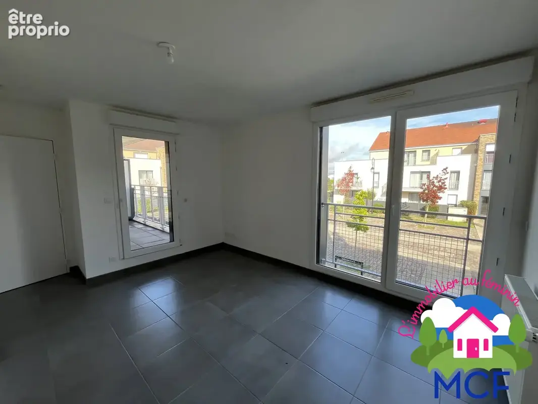 Appartement 2 pièces 43 m² à vendre à Breval (78980) - photo 3