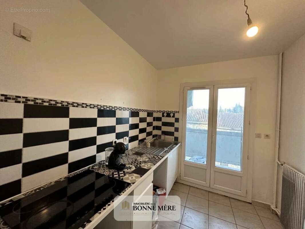 Appartement à MARSEILLE-14E