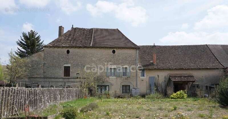 A rénover, maison ancienne à 3 minutes de Tournus - photo 7