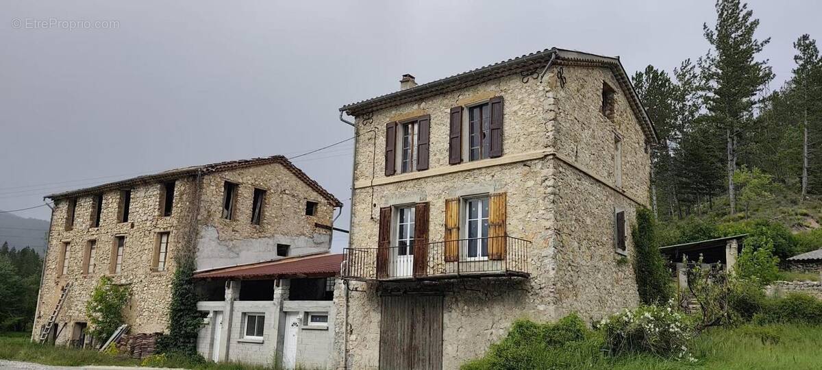 Photo 1 - Maison à BARREME