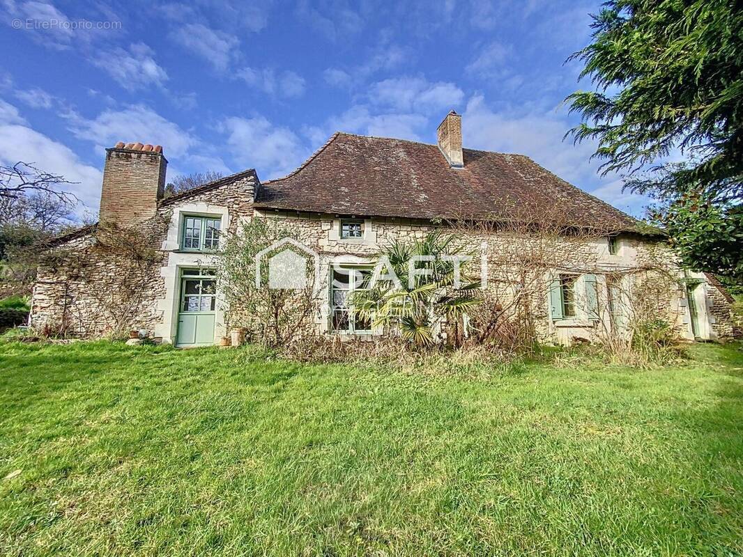 Photo 1 - Maison à MOULIHERNE