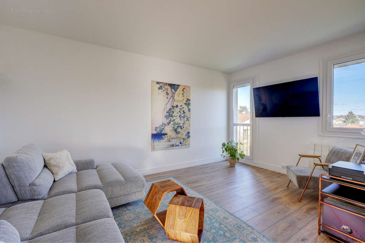 Appartement à FRANCHEVILLE