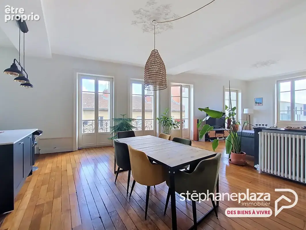 Bourg-en-bresse ? appartement de 161 m² ? 3 chambres ? balcon ? volumes exceptionnels - photo 7
