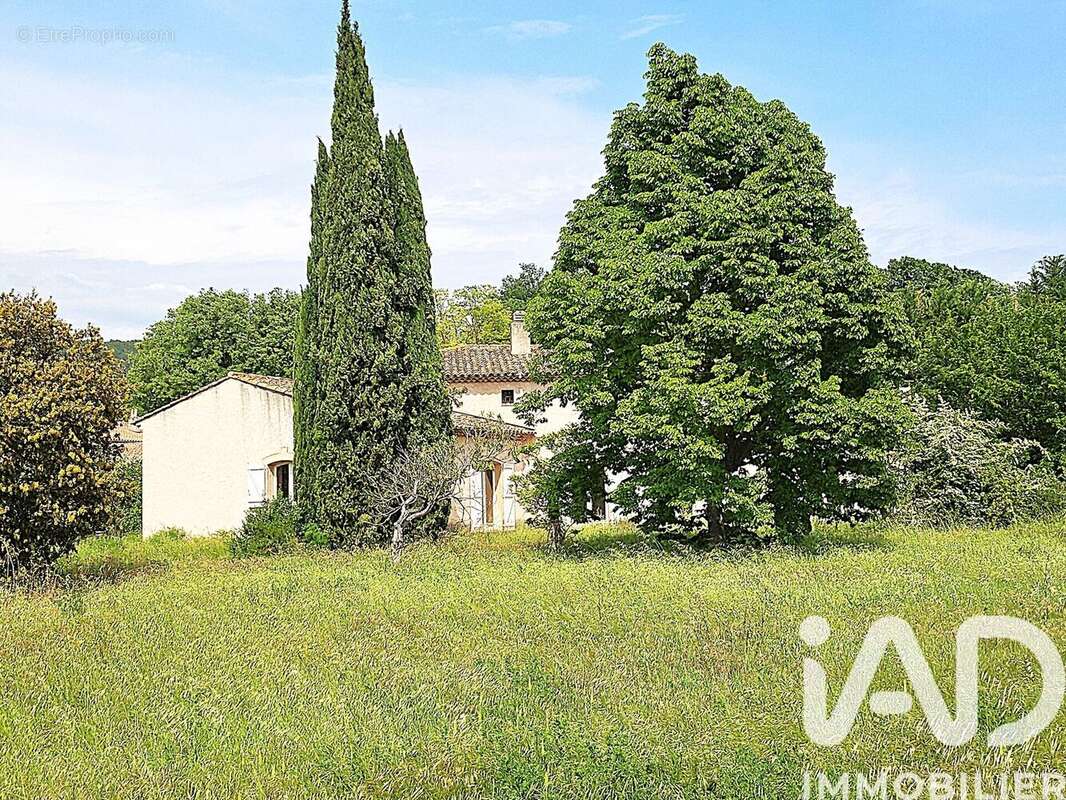 Photo 2 - Maison à DRAGUIGNAN