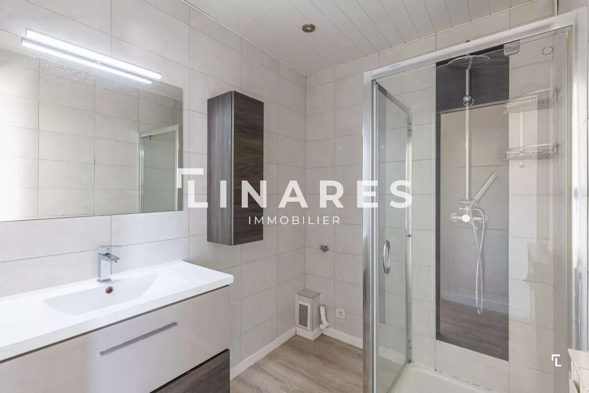 Appartement à MARSEILLE-11E