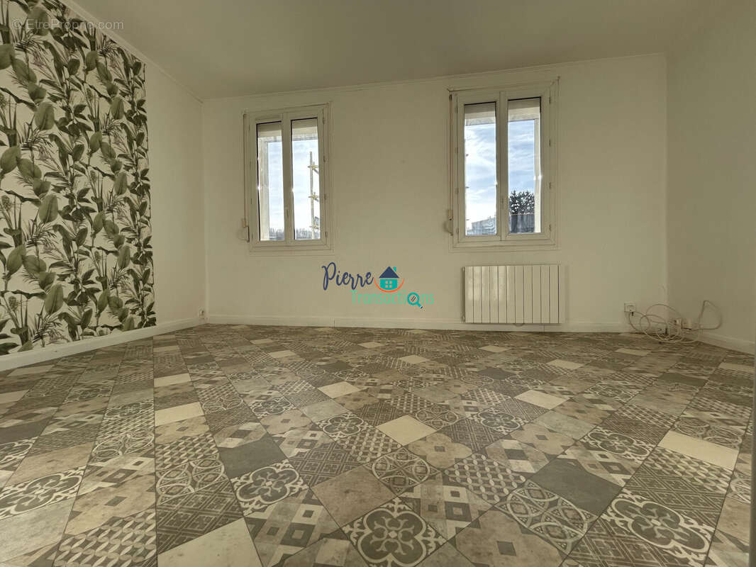 Appartement à LILLEBONNE
