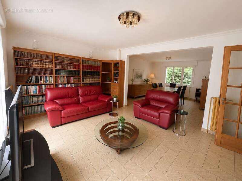 Saint-Avé – Quartier des 3 Rois – Maison de 165 m², idéale famille ou projet de colocation - photo 2