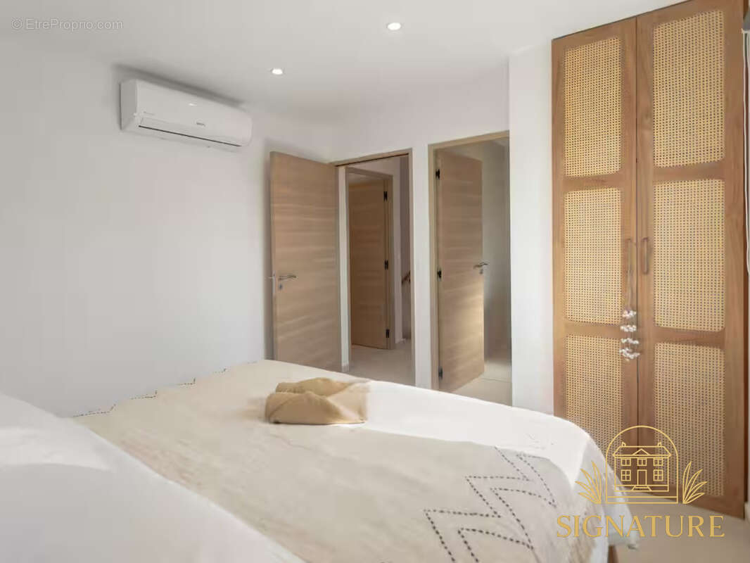Villa T4 - 112 m2 - Oyster Pond - photo 14