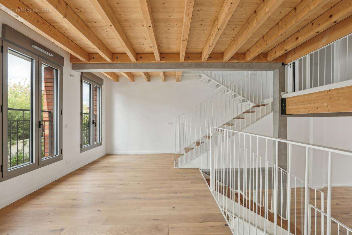 Appartement 361 m² à Versailles  - photo 3