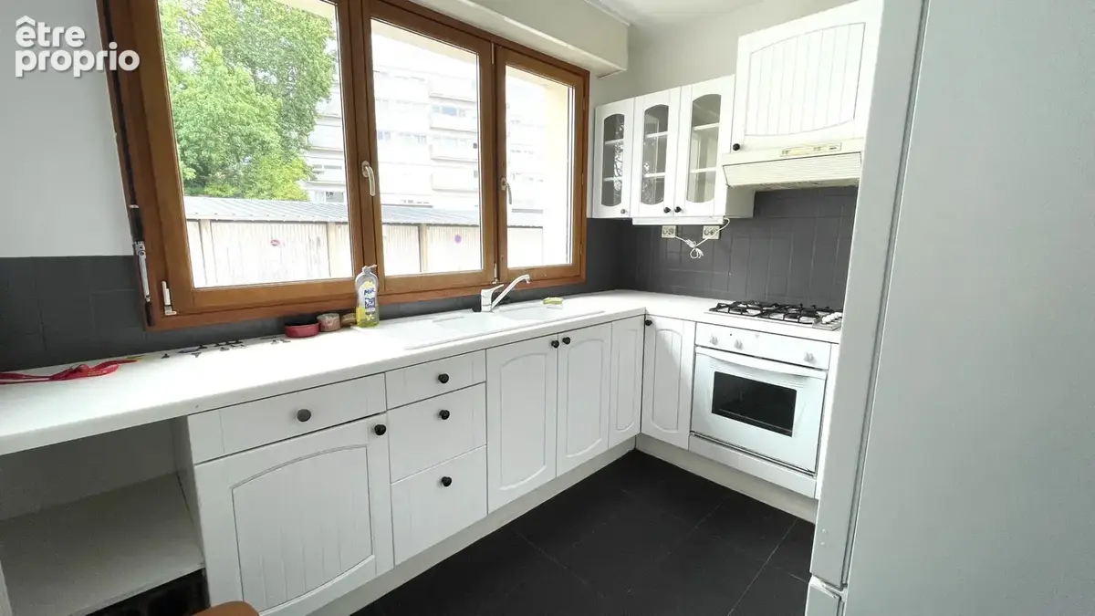 Appartement Lille 2 pièces 53 m2 avec Garage et Cave - photo 5
