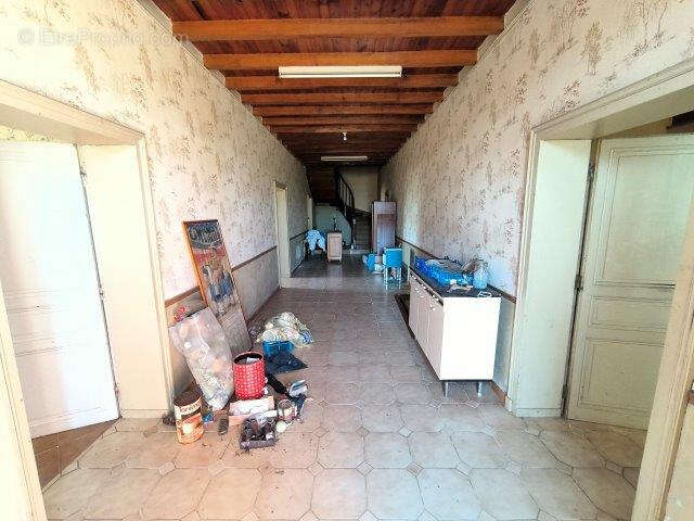 Maison à ESCORNEBOEUF