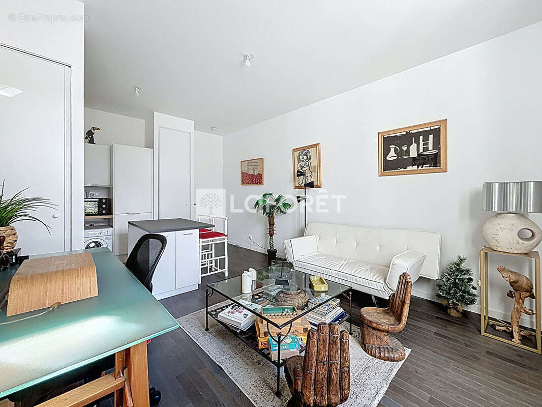 Appartement à VERNEUIL-SUR-SEINE