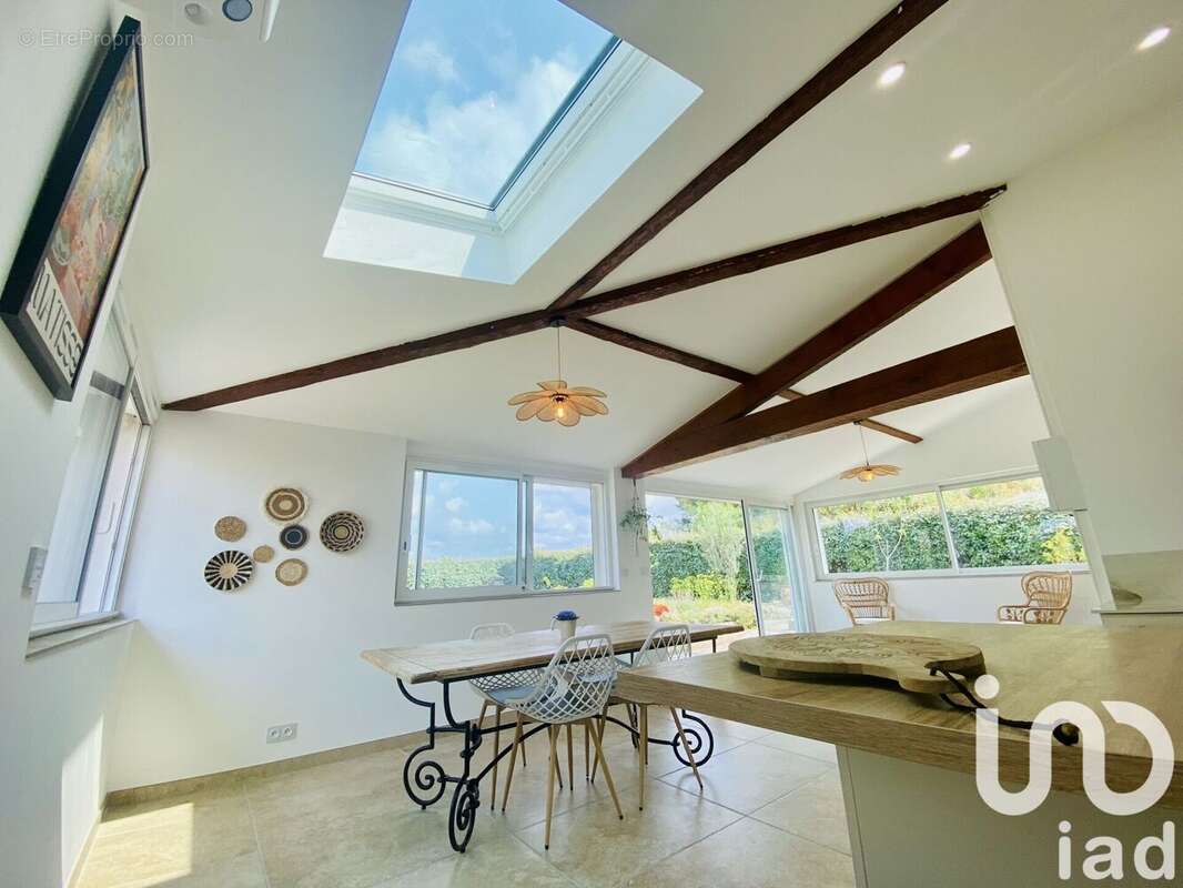 Photo 3 - Maison à SAINT-RAPHAEL