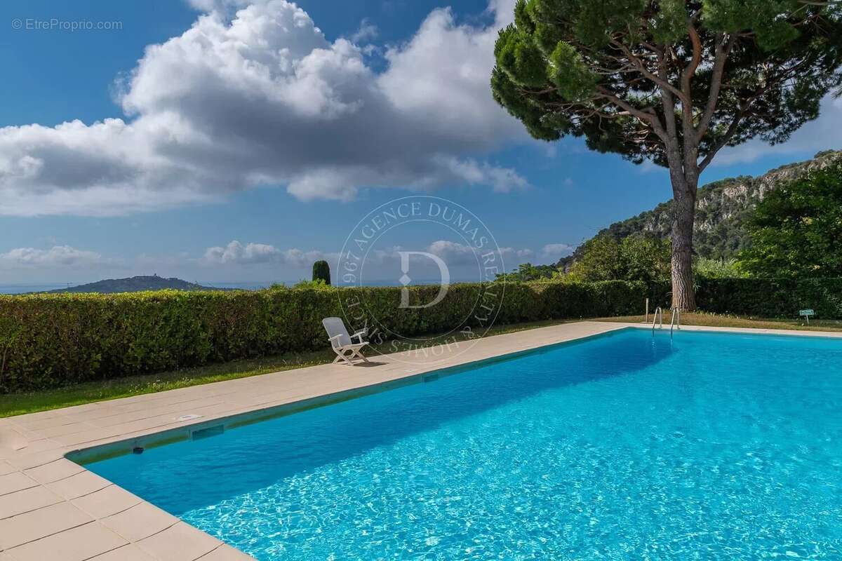 Appartement à VILLEFRANCHE-SUR-MER