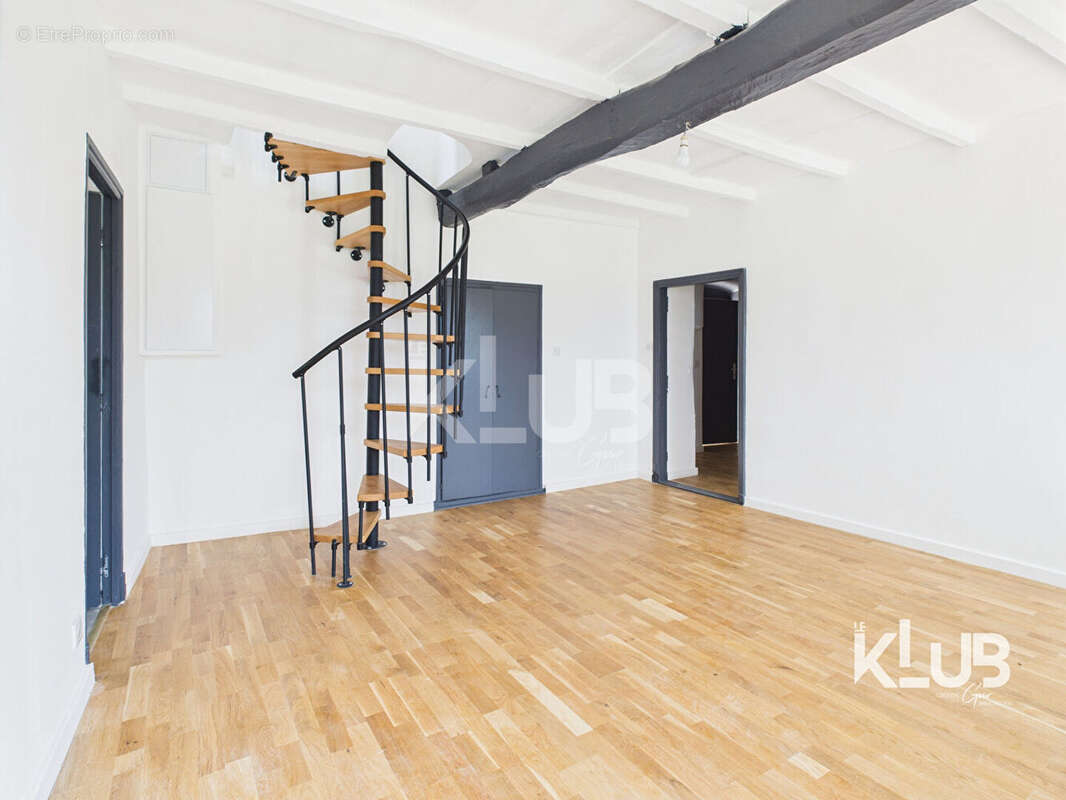 Appartement à SAINT-FLORENT