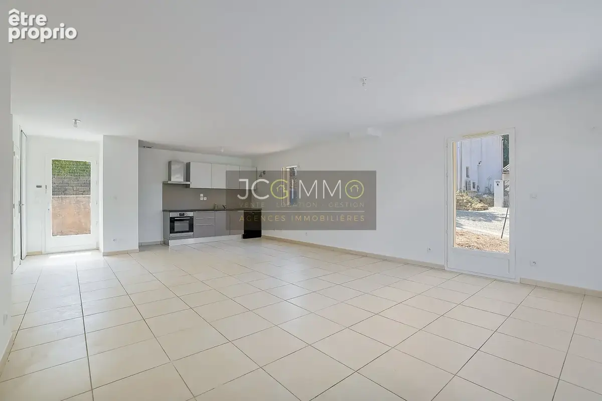 Maison T4 plain-pied 91m2 + garage et terrasse avec vue dégagée - Potentiel double logement ou agrandissement - photo 6