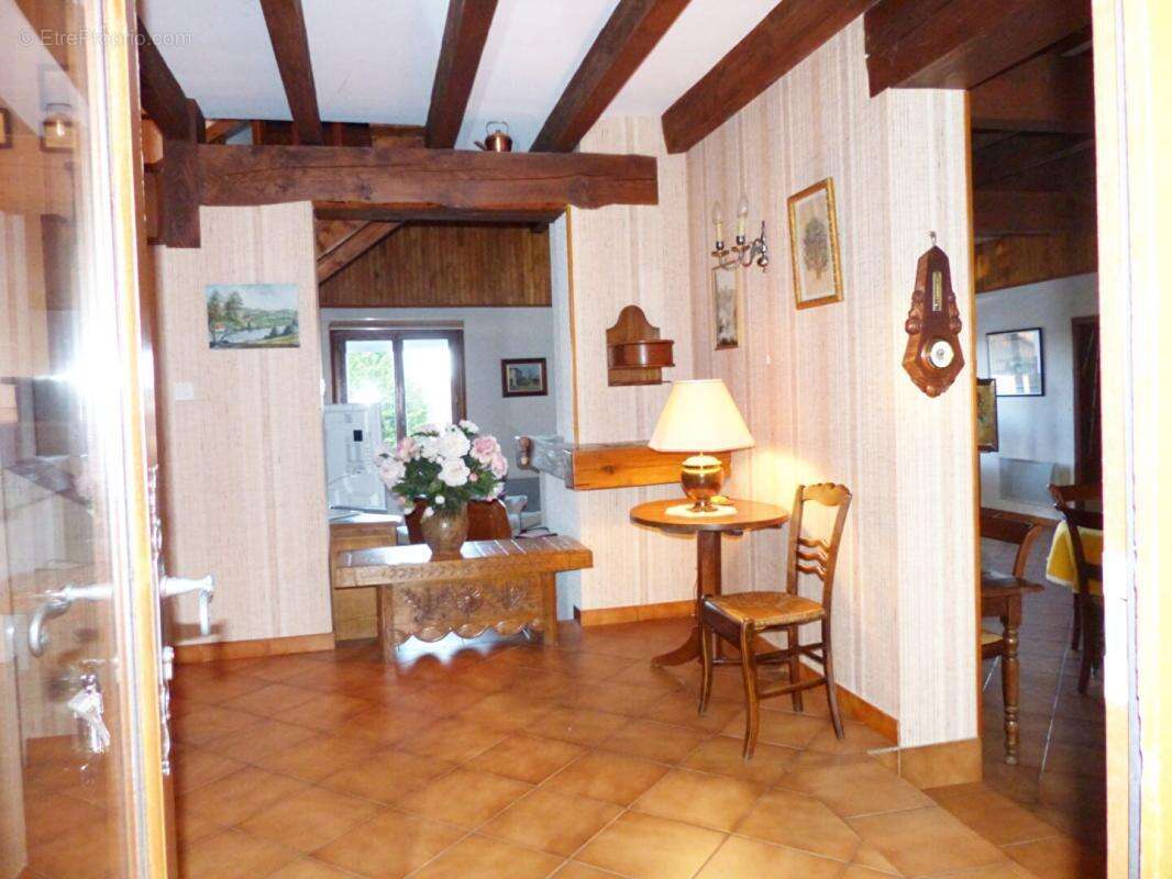 Maison à SOLIGNAC-SUR-LOIRE