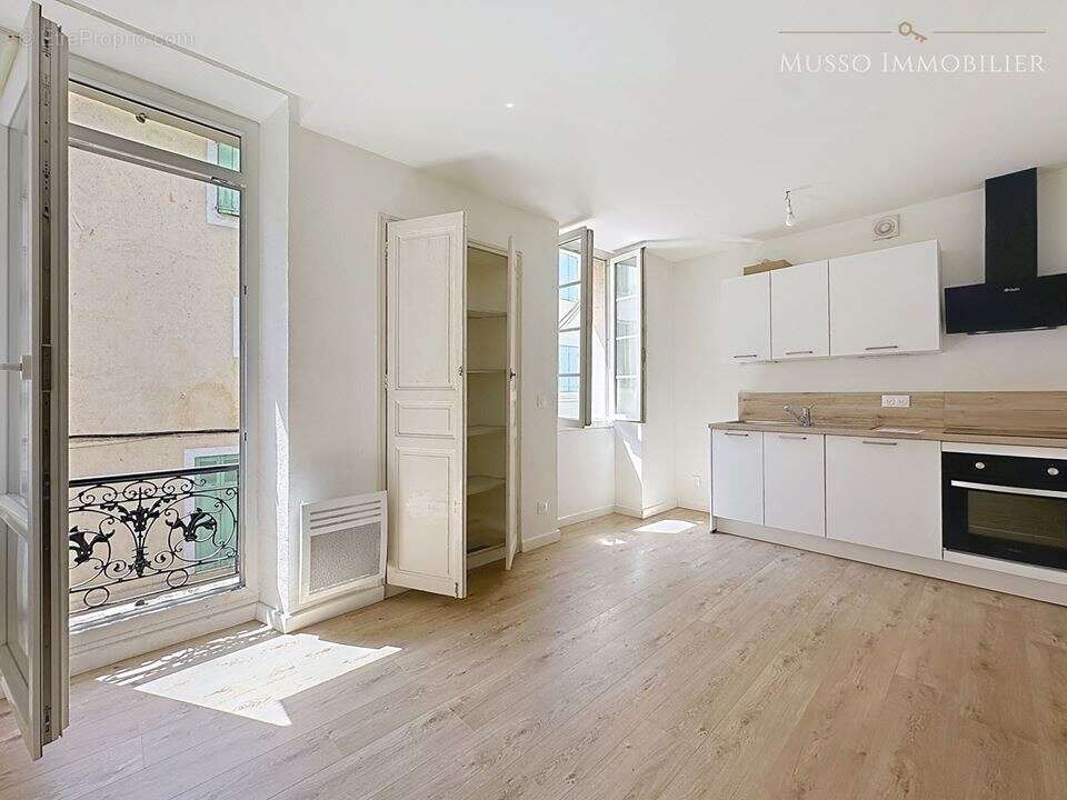 Appartement à TRETS