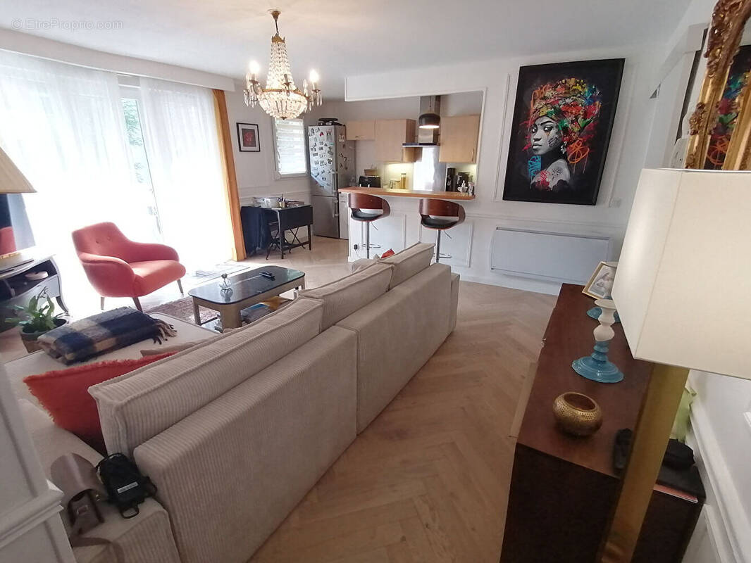 Appartement à ROMAINVILLE