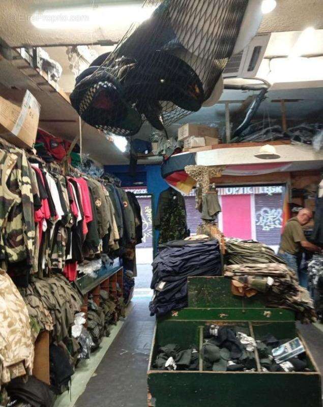 Commerce à POINTE-A-PITRE