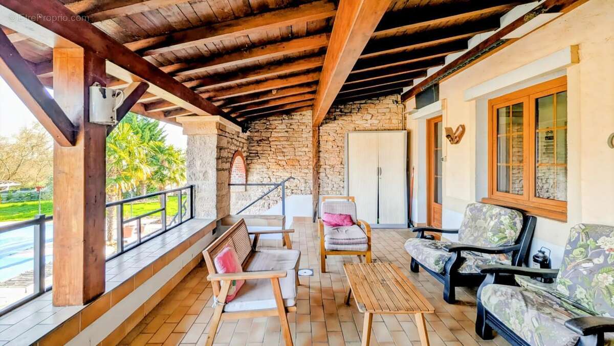 Maison à UCHIZY