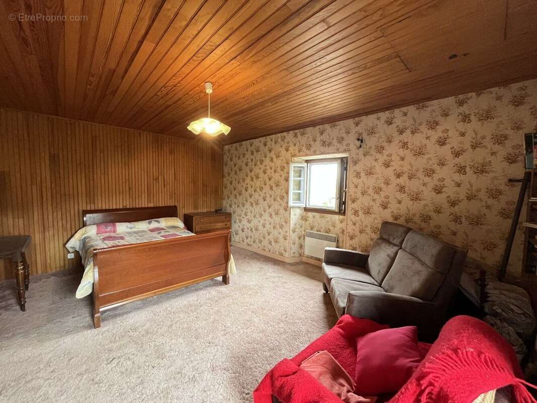 Corps de ferme avec souillière - EXCLUSIVITÉ - photo 11