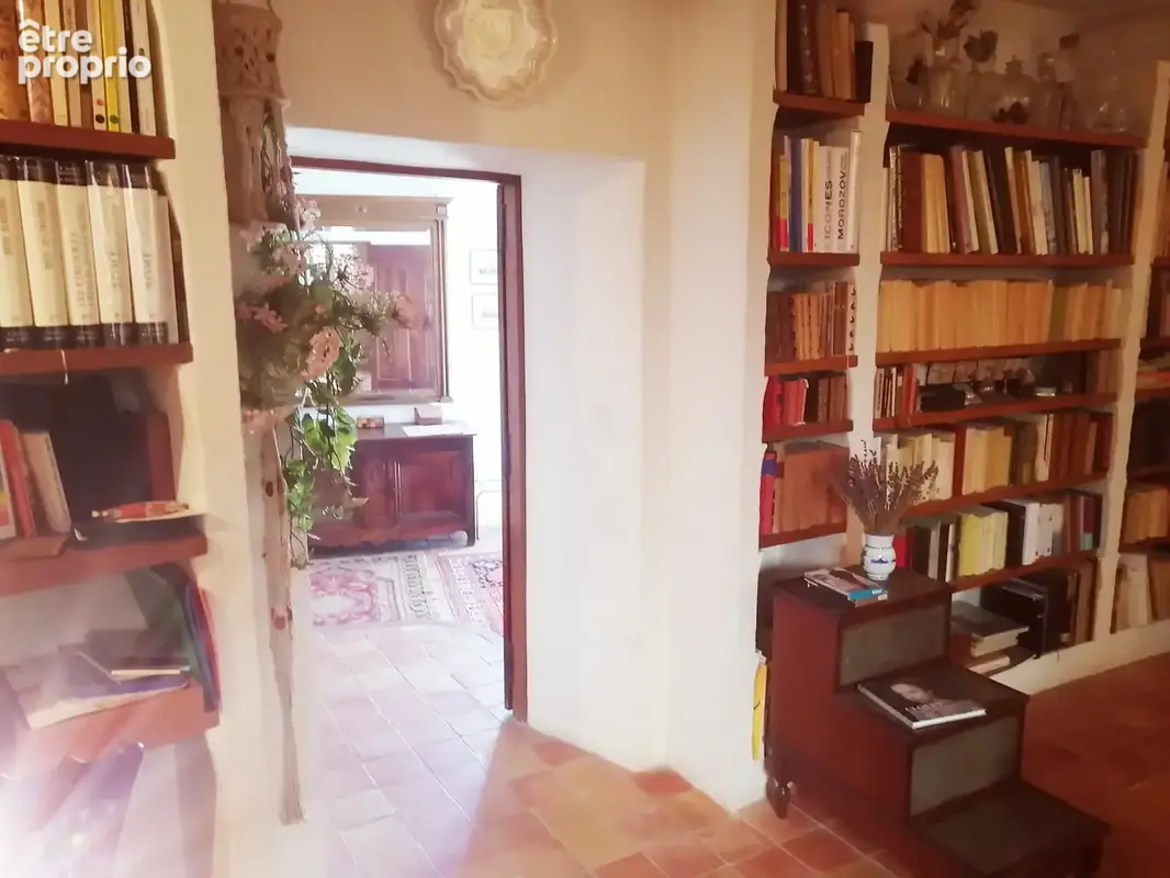 Maison de village de 159 m2 avec une terrasse et une vue imprenable sur le Luberon. - photo 5