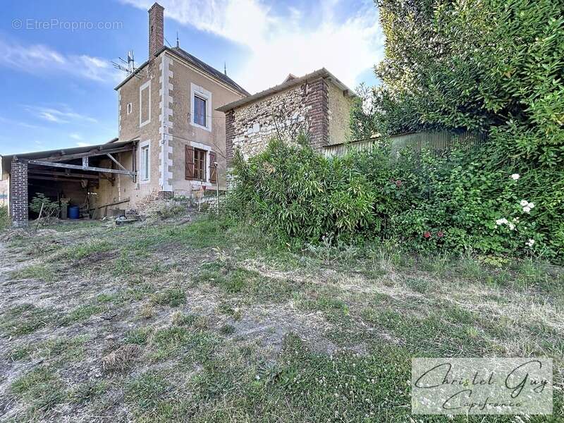 Maison à VOUVRAY-SUR-LOIR