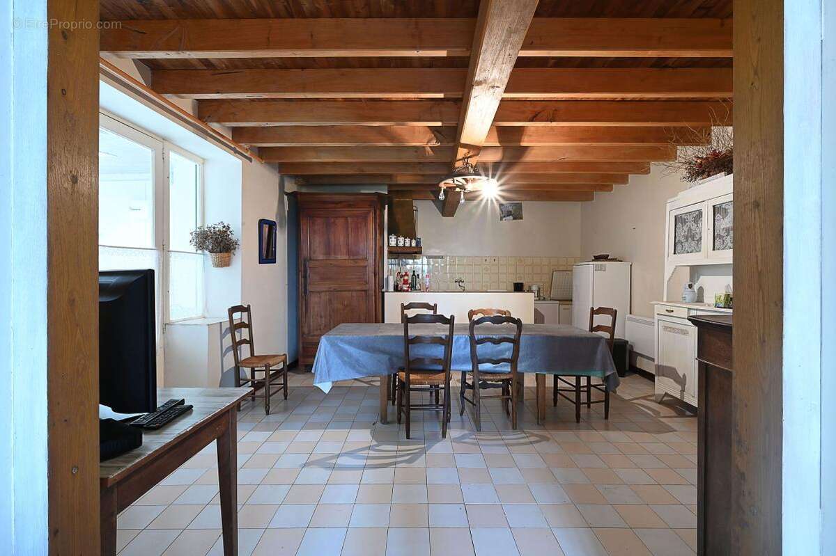 Maison à LES PORTES-EN-RE