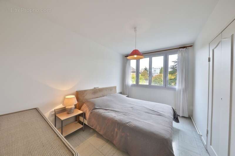 Appartement à CHENOVE