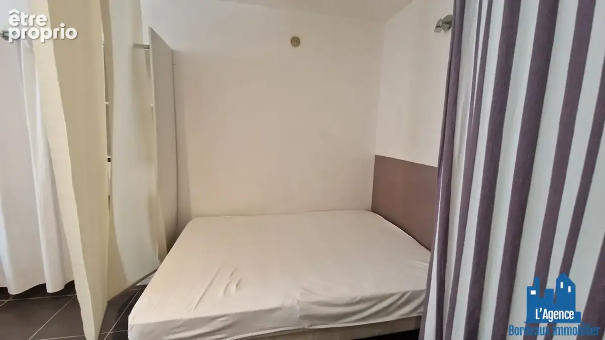 Exclusivite !! bordeaux - chartrons - studio en rez de chaussee- cour exterieure 18 m² !! vendu libre !! sébastien baudot 06 18  - photo 9