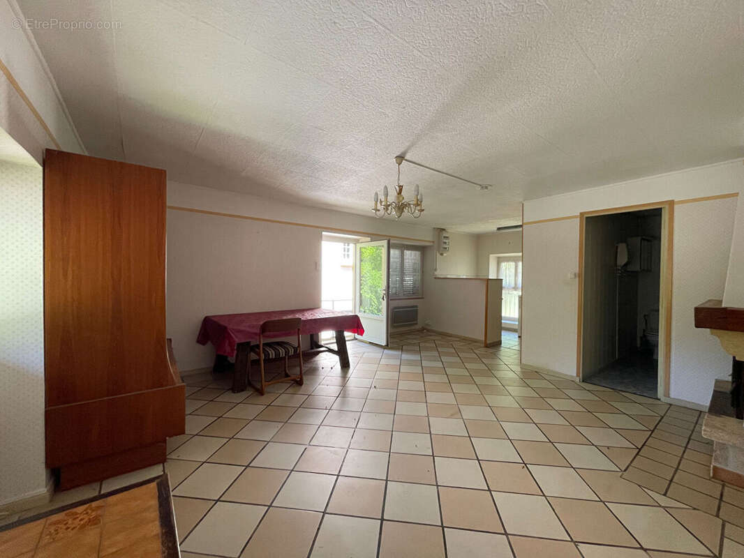 Appartement à SAINT-RAMBERT-EN-BUGEY