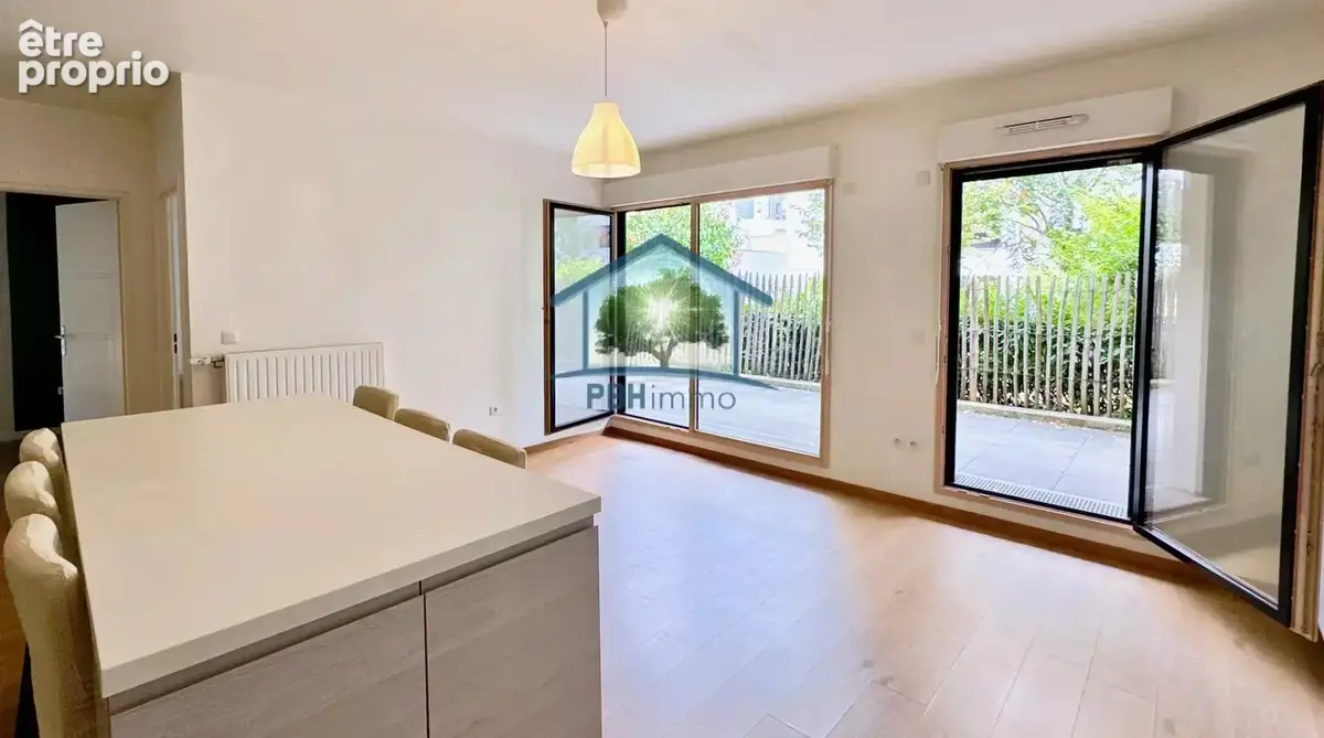 Photo Appartement à Villejuif au prix de 340 000€