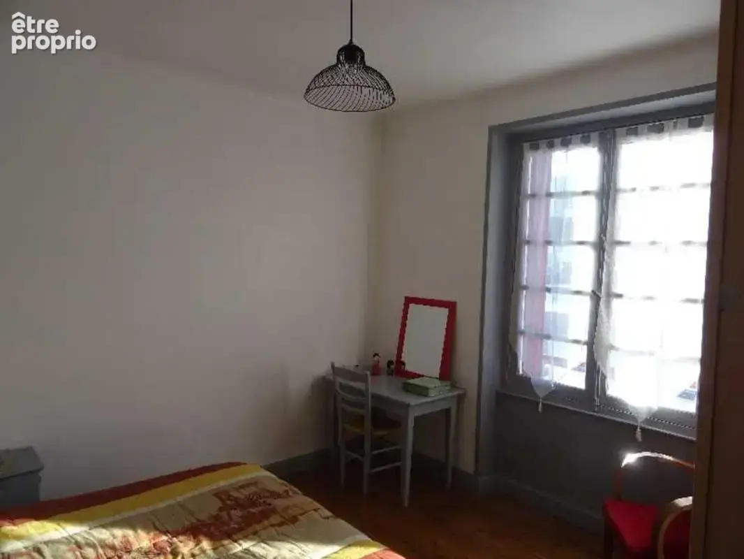 A bugeat en haute correze grande maison pierre de 120 m² 5 chambres - photo 13