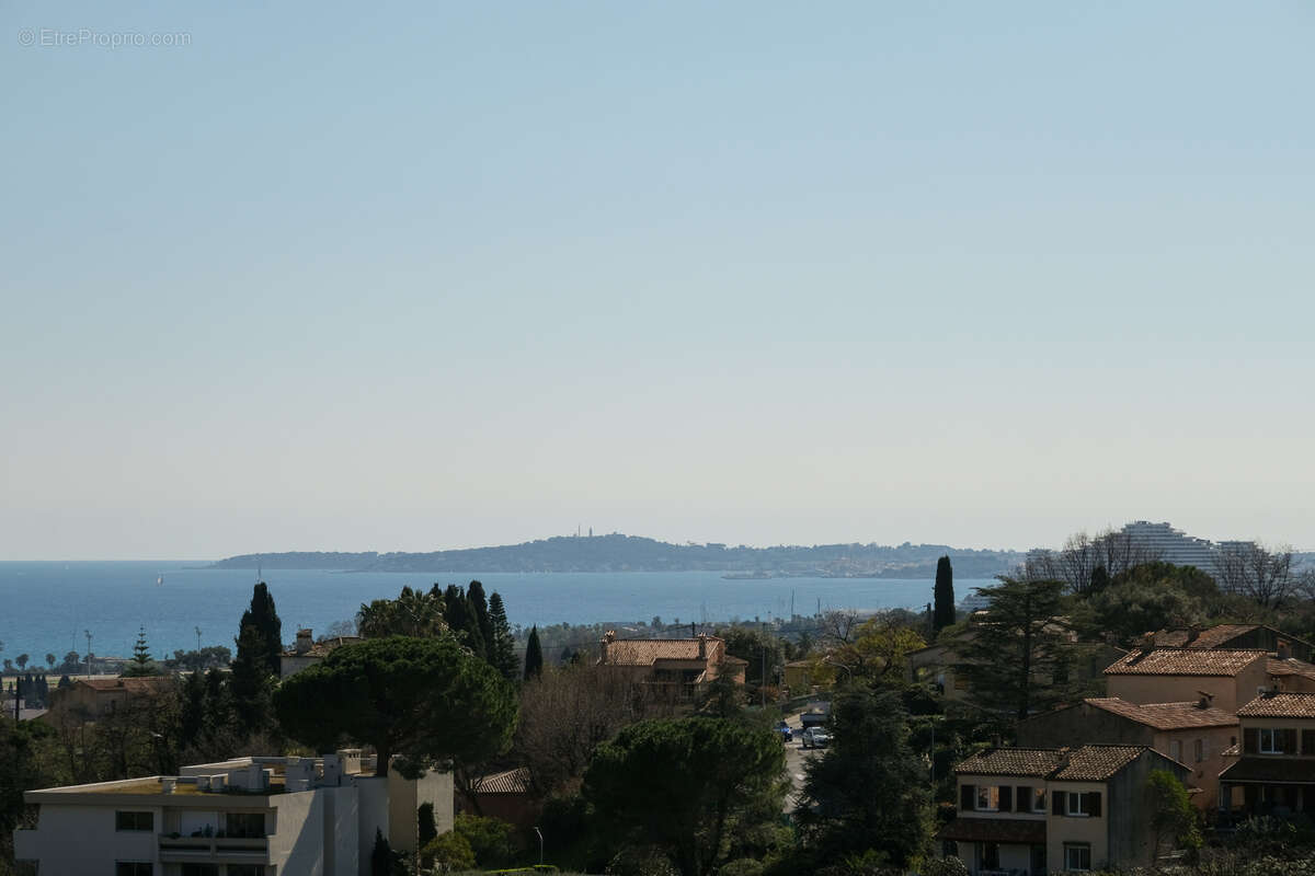 Maison à CAGNES-SUR-MER