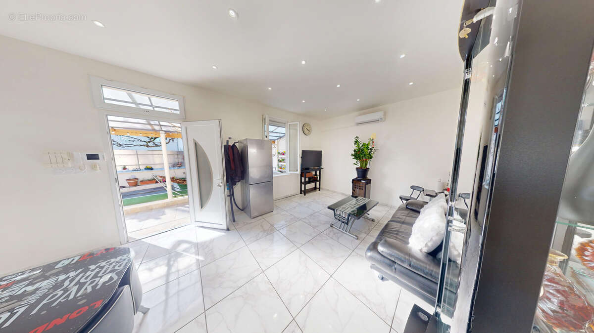 Maison à VILLEURBANNE