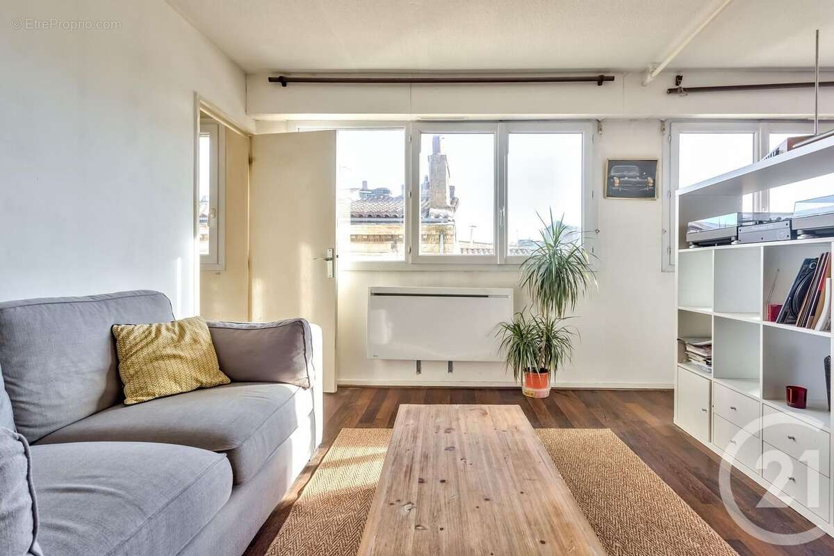 Appartement à BORDEAUX