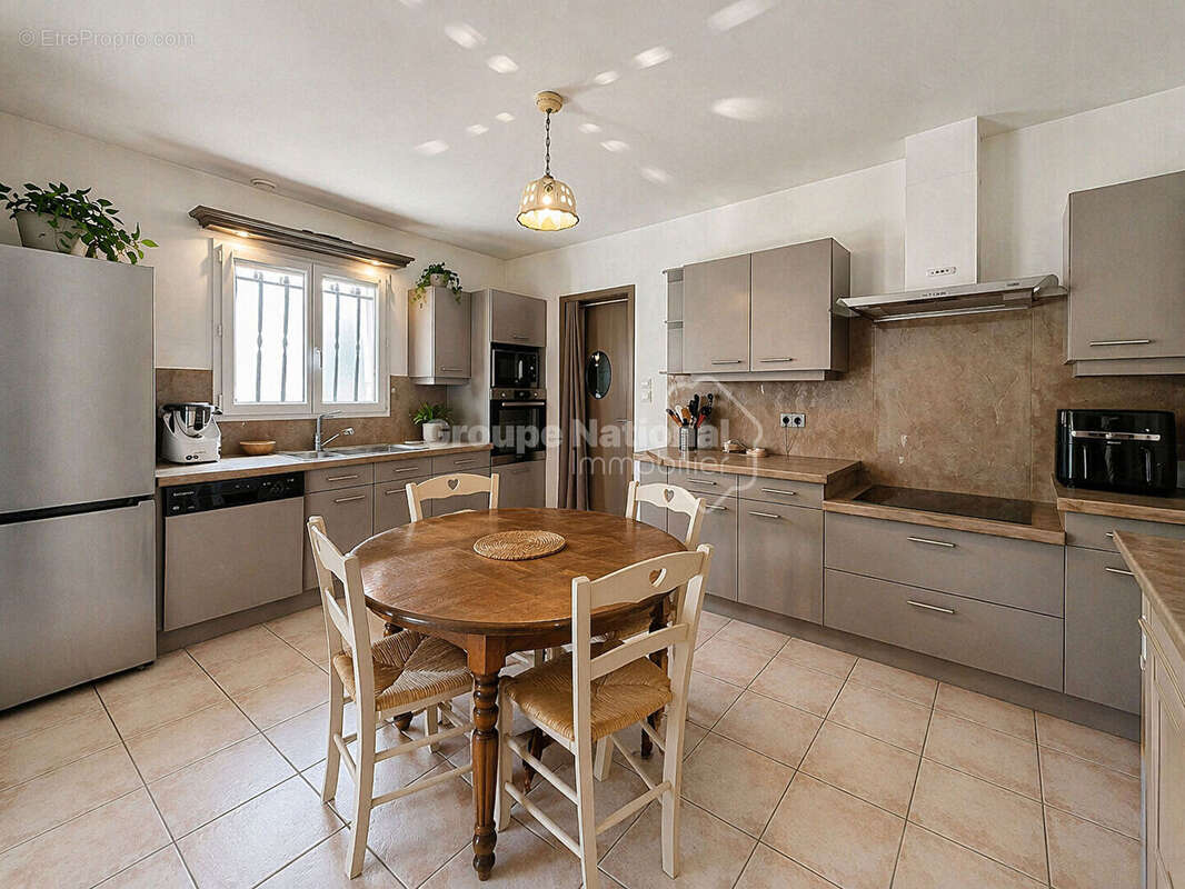 Maison à MONTSEGUR-SUR-LAUZON