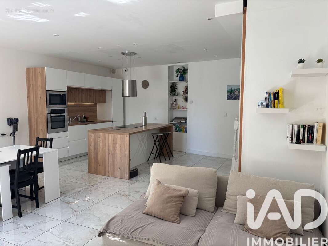 Photo 3 - Maison à MARSEILLE-11E