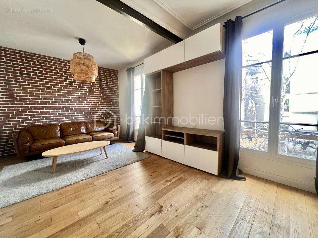 Appartement à PARIS-19E