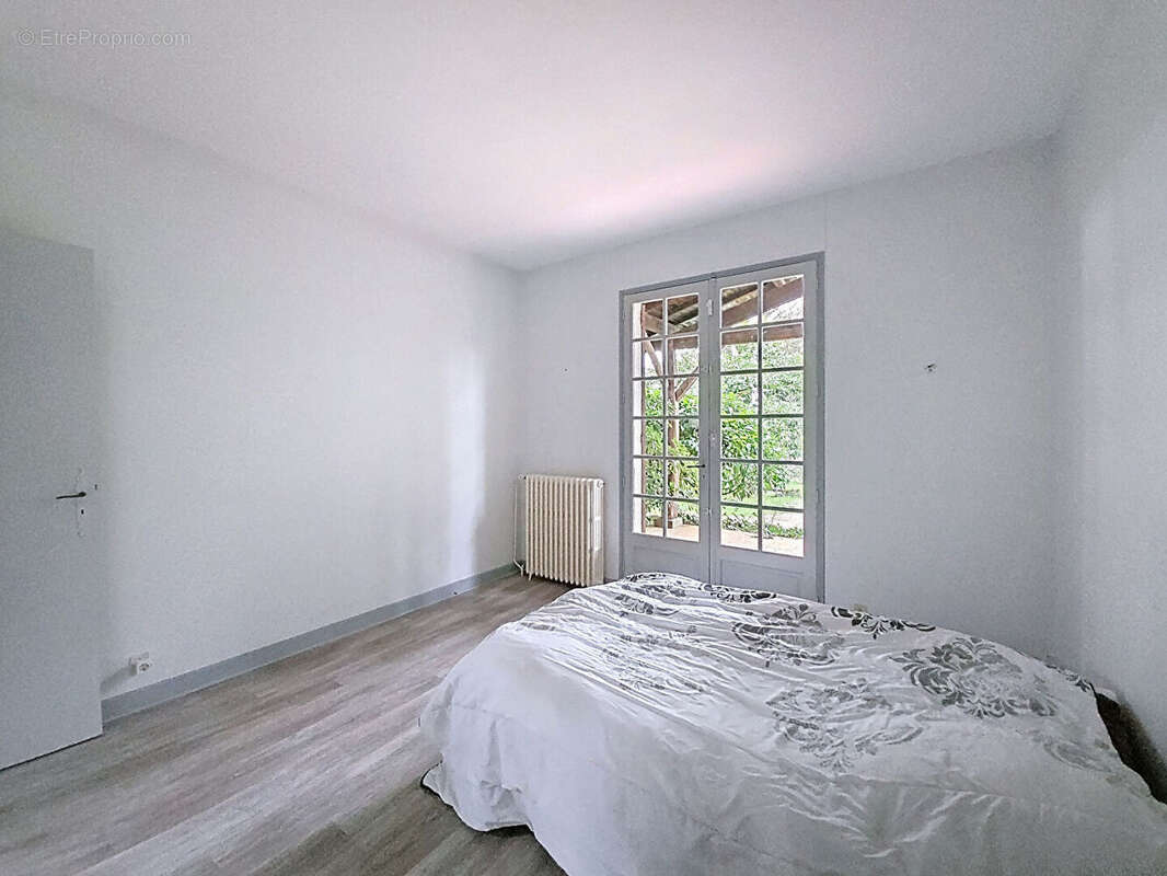 Maison à LES BILLAUX